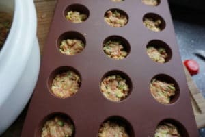 Zucchini Hackfleisch Muffin sin der Minimuffinform von breifreibaby