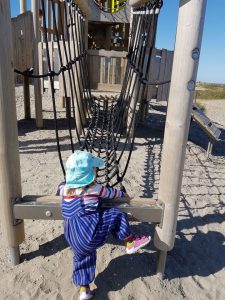 Klettergerüst für Kinder im Landal Greenpark Ouddorp in Südholland - Seeland