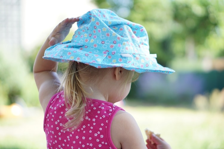Sonnenschutz für Babys und Kleinkinder - Sonnenhut