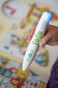 BOOKii Hörstift zum interaaktiven Bücher lesen für Kinder