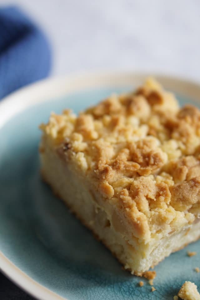 Apfelkuchen mit Streusel und Pudding einfach selber machen - ein gelingsicheres und einfaches Rezept