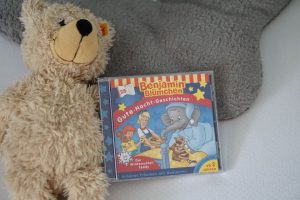 Teddy und CD zum Einschlafen - Schlafrituale am Abend für Baby und Kleinkind mit Benjamin Blümchen Hörspiel CD