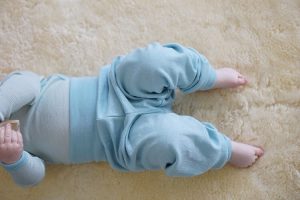 Nachhaltige Baby-Kleidung für Babys und Kinder