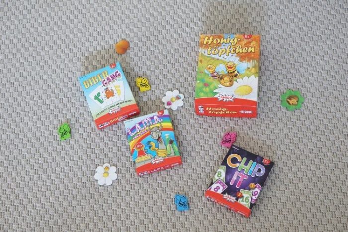 Gewinnspiel: Dein Paket mit Spielen von Amigo Spiele - Kartenspiele für Kinder und die ganze Familie: Lama, Chip it, Honigtöpfchen und Biber Gang