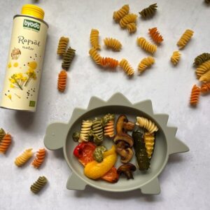 Nudelsalat für Kinder mit Paprika und Tomate