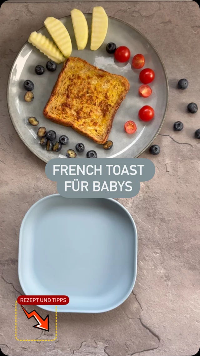 Schneller French Toast für die Kleinsten! 
✨ Perfekt zum Frühstück ab Beikostreife!

Ihr braucht:
1 Ei
70 ml Pflanzendrink
2 Scheiben Vollkorntoast (siehe Tipp unten)
Etwas Ceylonzimtpulver
Butter für die Pfanne

👩‍🍳 Zubereitung:
Das Ei mit dem Pflanzendrink verrühren und die Toastscheiben darin einweichen.
Die Butter in der Pfanne zerlassen und die Toasts darin von beiden Seiten bei mittlerer Hitze goldbraun ausbacken.
Mit Zimt und Nussmus toppen und in Streifen geschnitten mit halbierten Blaubeeren, Cocktailtomaten und gedünsteten Apfelschnitzen anrichten.

🔪 Tipp: Der Apfel ist mit einem Wellenschnittmesser geschnitten, so kann er besser gegriffen und gehalten werden und ist nicht so flutschig. 🍏 Bei @triangletools_solingen (Werbung) könnt ihr unser Lieblingsmesser mit 10% Rabatt kaufen. Nutzt dafür unseren Code „Breifreibaby“.

🦔 Und für alle, die Snackpiekser suchen, gibt es auch einen Rabattcode für @pieksiundgriffel (Werbung) 💙 „BREIFREIBABY“.

Ein Rezept für zuckerfreies Toastbrot findest du in unserem Buch „Das große GU Breifrei-Kochbuch“. Sollen wir das Rezept in den nächsten Tagen hier mit dir teilen? Stimmt gerne ab in der Umfrage! 📊